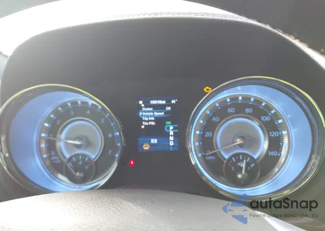 2014 Chrysler 300 z USA, uszkodzony, nr VIN 2C3CCARG6EH374503